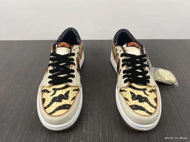 Cheap Air Tiger OG 1 Jordan Low of the DH6932-100 Year 0428